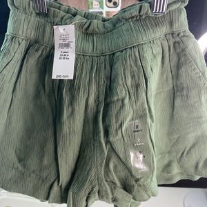 BABY GAP NWT high waisted/paper bag shorts. 2 years!
